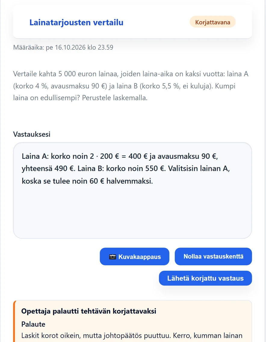 Oppilasohjelman tehtäväkortti täydennyskierroksella: tila Täydennettävä, vastaus muokattavissa, Lähetä täydennetty vastaus -painike ja opettajan palaute vastauksen alapuolella (kuva oppilasohjelman ohjevideosta).